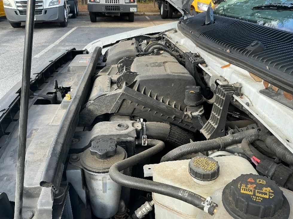 Light Duty Box Truck-Light and Medium Duty Trucks-Ford-2022-E350-Jacksonville-FL-89,514\n\t\tmiles-$ 33,500 - Image 23