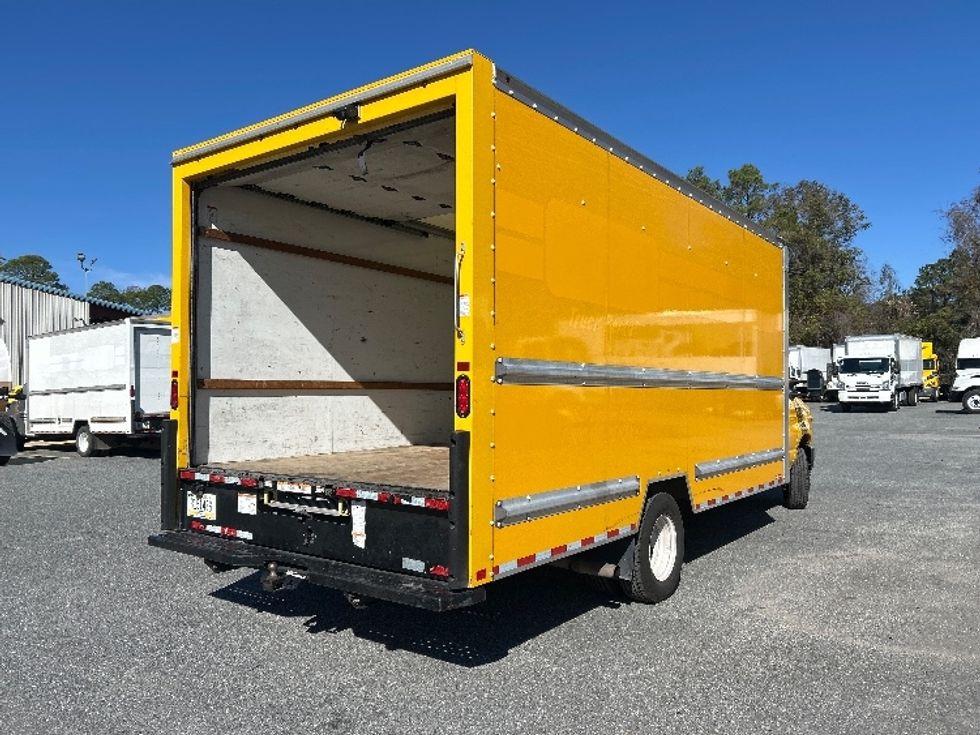 Light Duty Box Truck-Light and Medium Duty Trucks-Ford-2022-E350-Jacksonville-FL-90,812\n\t\tmiles-$ 30,250 - Image 13