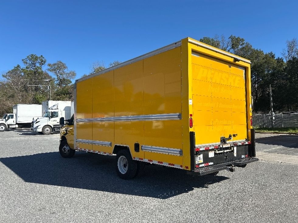 Light Duty Box Truck-Light and Medium Duty Trucks-Ford-2022-E350-Jacksonville-FL-90,812\n\t\tmiles-$ 30,250 - Image 6