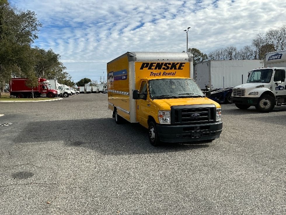 Light Duty Box Truck-Light and Medium Duty Trucks-Ford-2022-E350-Jacksonville-FL-96,254\n\t\tmiles-$ 29,500 - Image 1
