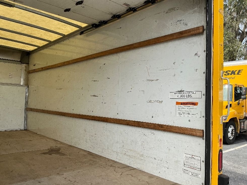 Light Duty Box Truck-Light and Medium Duty Trucks-Ford-2022-E350-Jacksonville-FL-96,254\n\t\tmiles-$ 29,500 - Image 11