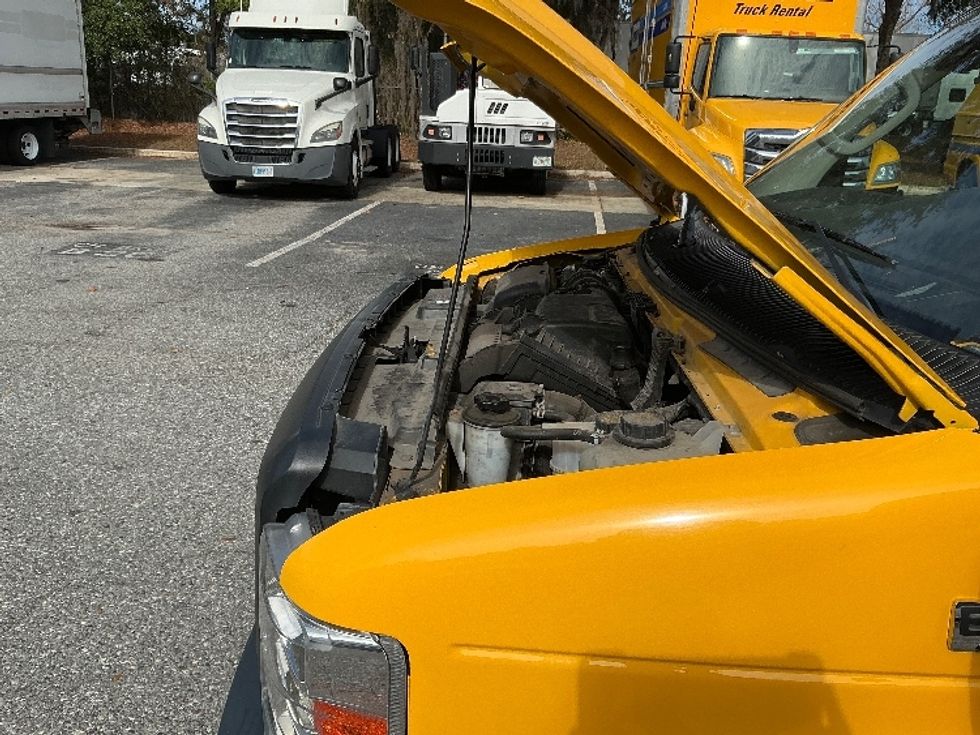 Light Duty Box Truck-Light and Medium Duty Trucks-Ford-2022-E350-Jacksonville-FL-96,254\n\t\tmiles-$ 29,500 - Image 23