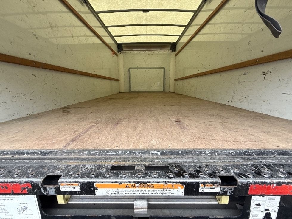 Light Duty Box Truck-Light and Medium Duty Trucks-Ford-2022-E350-Jamaica-NY-102,086\n\t\tmiles-$ 29,000 - Image 10