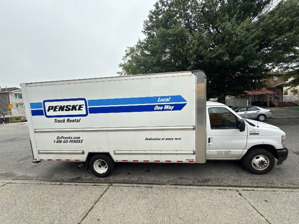 Light Duty Box Truck-Light and Medium Duty Trucks-Ford-2022-E350-Jamaica-NY-102,086\n\t\tmiles-$ 29,000 - Image 15