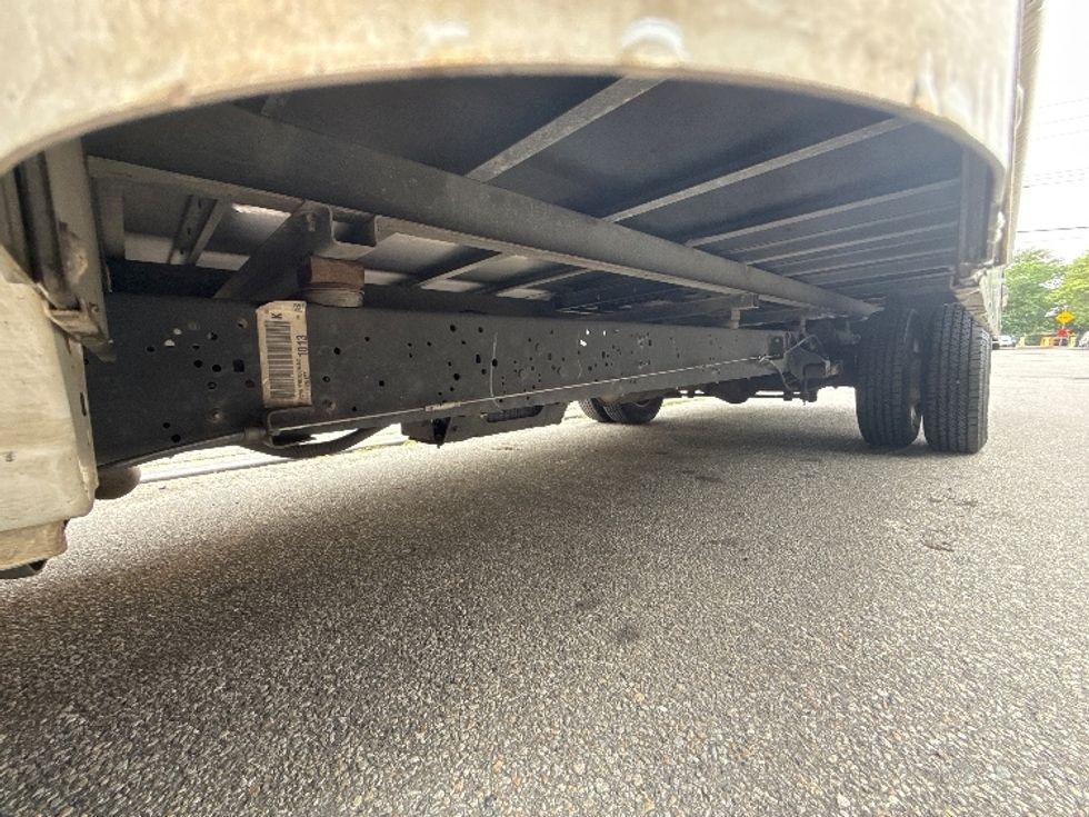 Light Duty Box Truck-Light and Medium Duty Trucks-Ford-2022-E350-Jamaica-NY-102,086\n\t\tmiles-$ 29,000 - Image 5