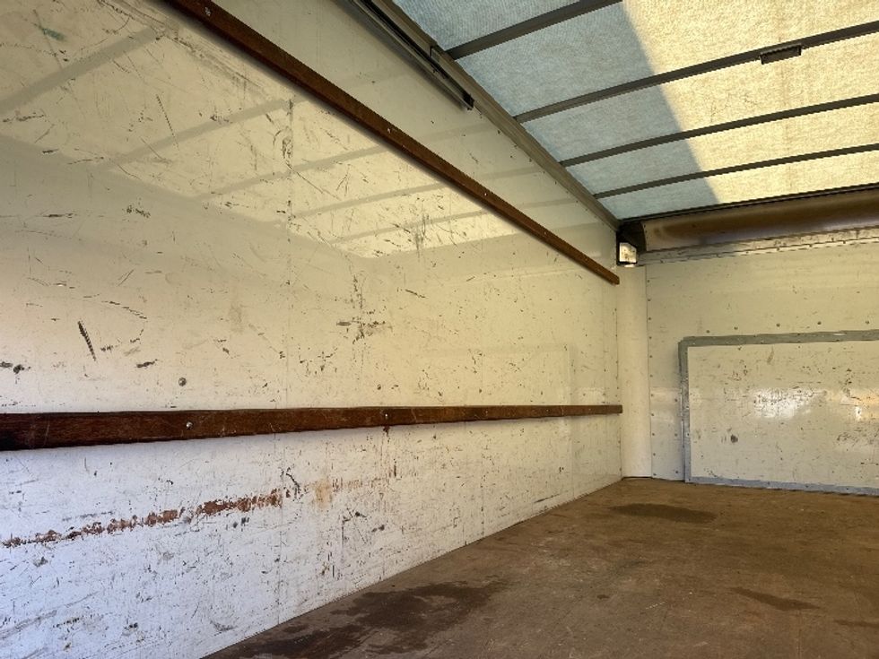 Light Duty Box Truck-Light and Medium Duty Trucks-Ford-2022-E350-Jamaica-NY-116,432\n\t\tmiles-$ 28,000 - Image 10