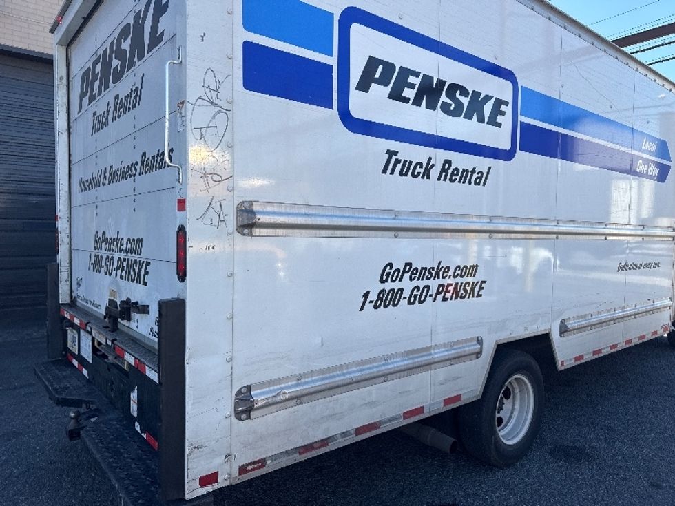 Light Duty Box Truck-Light and Medium Duty Trucks-Ford-2022-E350-Jamaica-NY-116,432\n\t\tmiles-$ 28,000 - Image 25