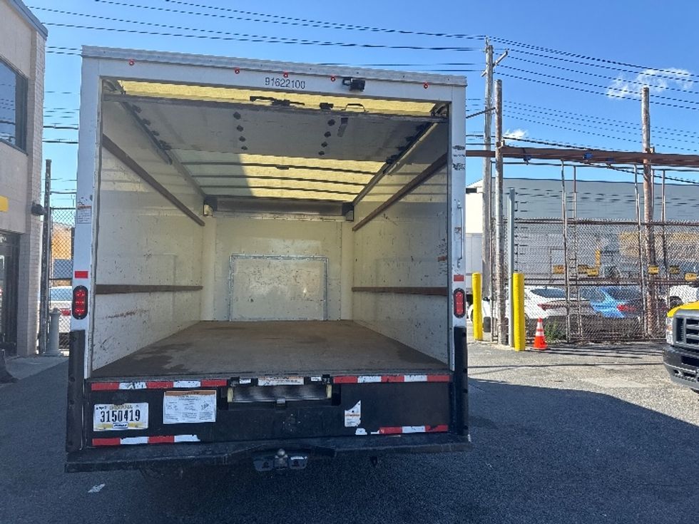 Light Duty Box Truck-Light and Medium Duty Trucks-Ford-2022-E350-Jamaica-NY-116,432\n\t\tmiles-$ 28,000 - Image 8