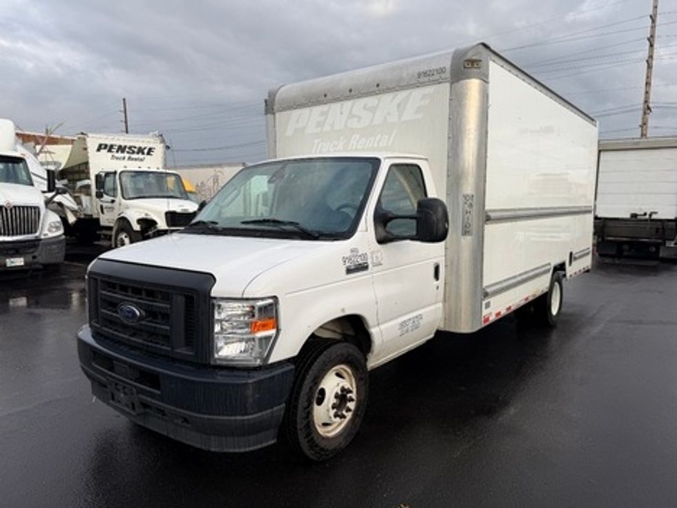 Light Duty Box Truck-Light and Medium Duty Trucks-Ford-2022-E350-Jamaica-NY-123,264\n\t\tmiles-$ 27,250 - Image 1