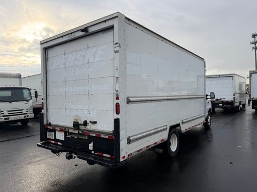 Light Duty Box Truck-Light and Medium Duty Trucks-Ford-2022-E350-Jamaica-NY-123,264\n\t\tmiles-$ 27,250 - Image 12