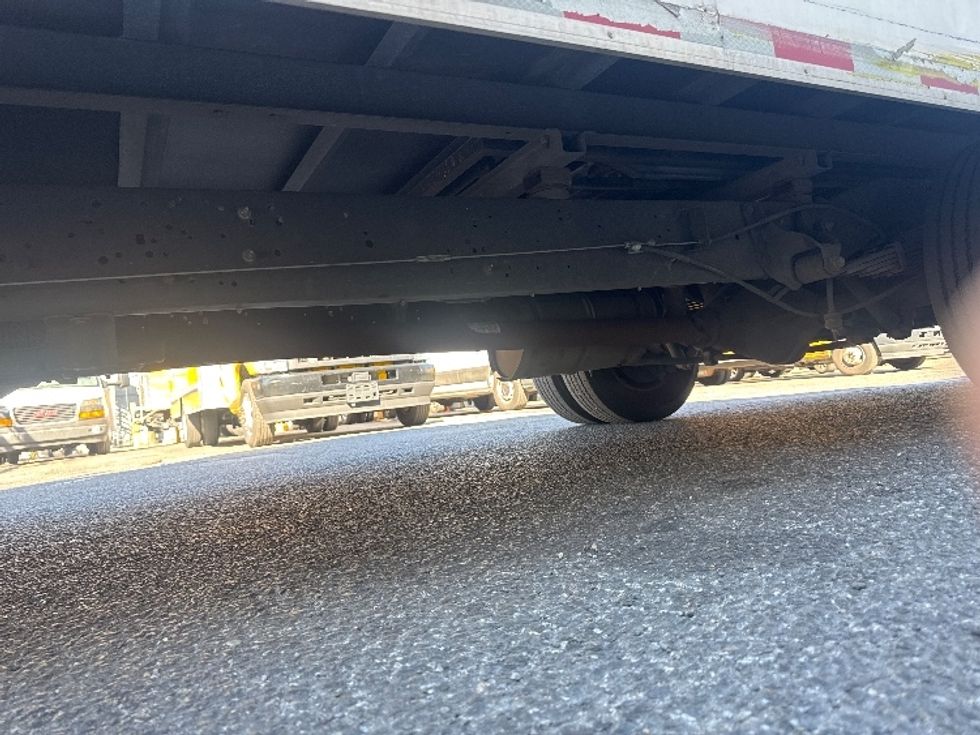 Light Duty Box Truck-Light and Medium Duty Trucks-Ford-2022-E350-Jamaica-NY-123,264\n\t\tmiles-$ 27,250 - Image 5