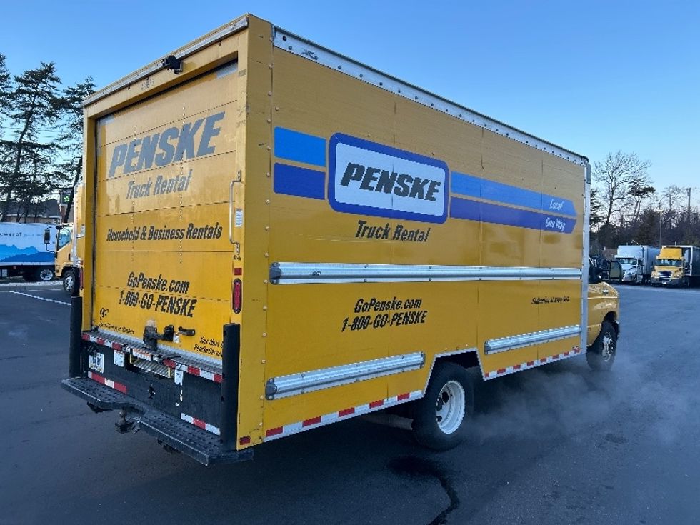 Light Duty Box Truck-Light and Medium Duty Trucks-Ford-2022-E350-Jessup-MD-99,850\n\t\tmiles-$ 27,250 - Image 13