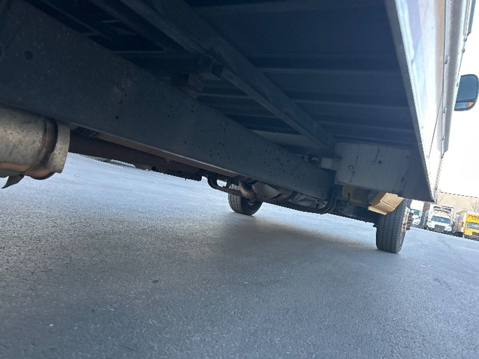 Light Duty Box Truck-Light and Medium Duty Trucks-Ford-2022-E350-Jessup-MD-99,850\n\t\tmiles-$ 27,250 - Image 14