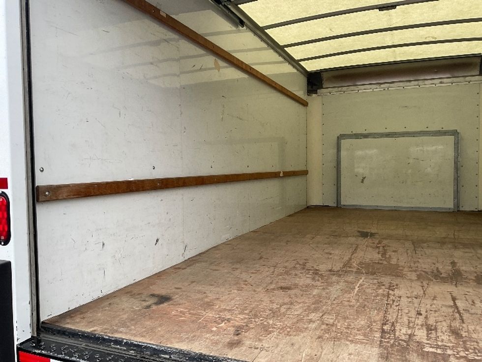 Light Duty Box Truck-Light and Medium Duty Trucks-Ford-2022-E350-Jurupa Valley-CA-60,615\n\t\tmiles-$ 37,250 - Image 10