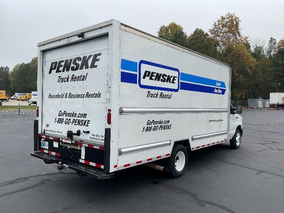 Light Duty Box Truck-Light and Medium Duty Trucks-Ford-2022-E350-Jurupa Valley-CA-60,615\n\t\tmiles-$ 37,250 - Image 12