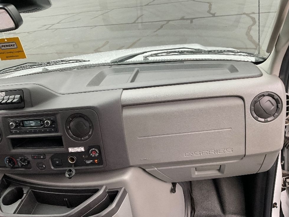 Light Duty Box Truck-Light and Medium Duty Trucks-Ford-2022-E350-Jurupa Valley-CA-60,615\n\t\tmiles-$ 37,250 - Image 20
