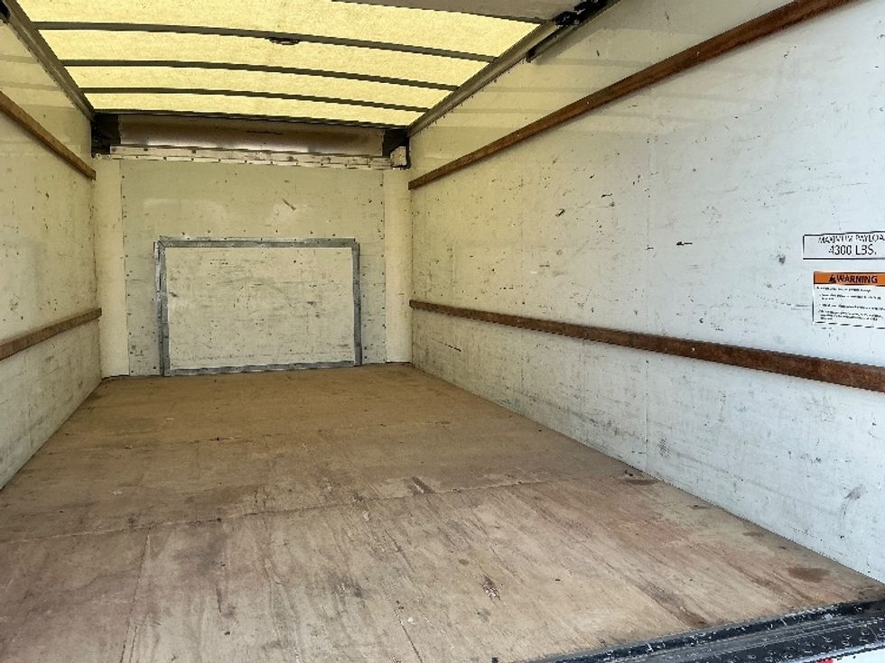 Light Duty Box Truck-Light and Medium Duty Trucks-Ford-2022-E350-Jurupa Valley-CA-95,084\n\t\tmiles-$ 32,250 - Image 12