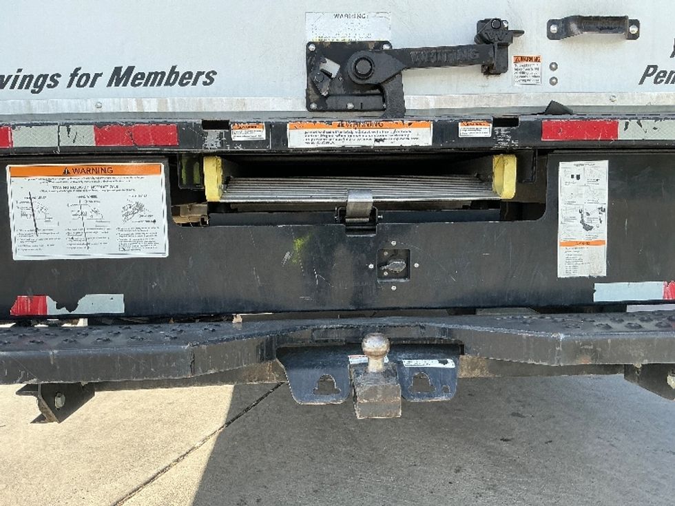 Light Duty Box Truck-Light and Medium Duty Trucks-Ford-2022-E350-Jurupa Valley-CA-95,084\n\t\tmiles-$ 32,250 - Image 25