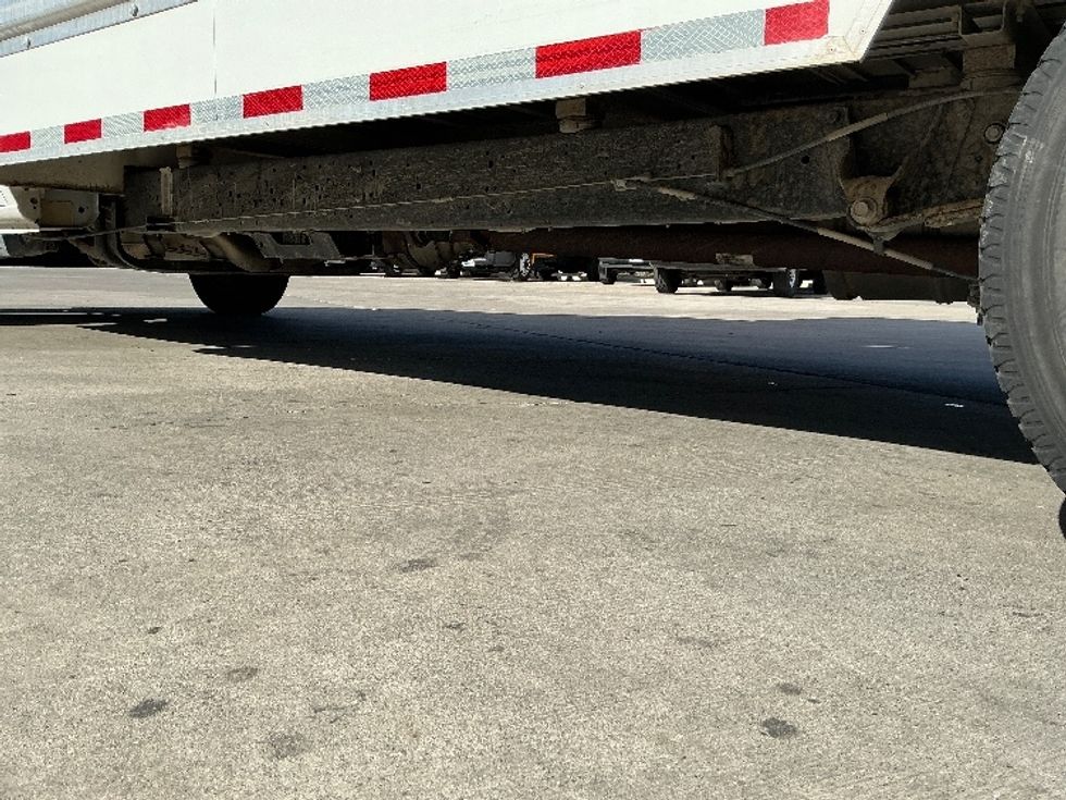 Light Duty Box Truck-Light and Medium Duty Trucks-Ford-2022-E350-Jurupa Valley-CA-95,084\n\t\tmiles-$ 32,250 - Image 5