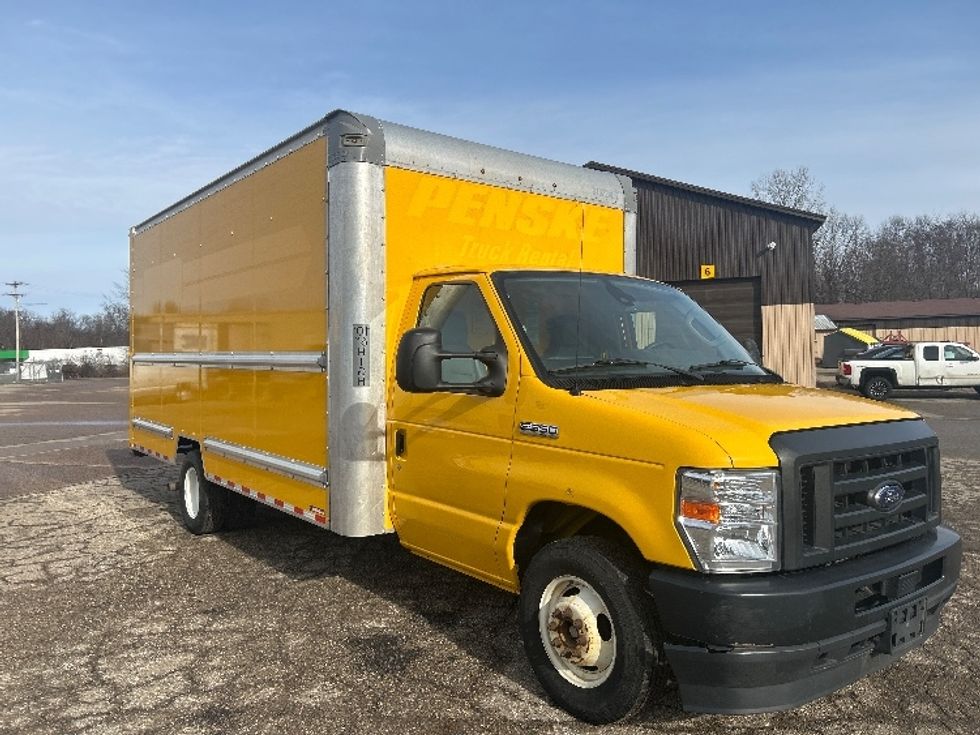 Light Duty Box Truck-Light and Medium Duty Trucks-Ford-2022-E350-Kalamazoo-MI-90,525\n\t\tmiles-$ 28,750 - Image 1