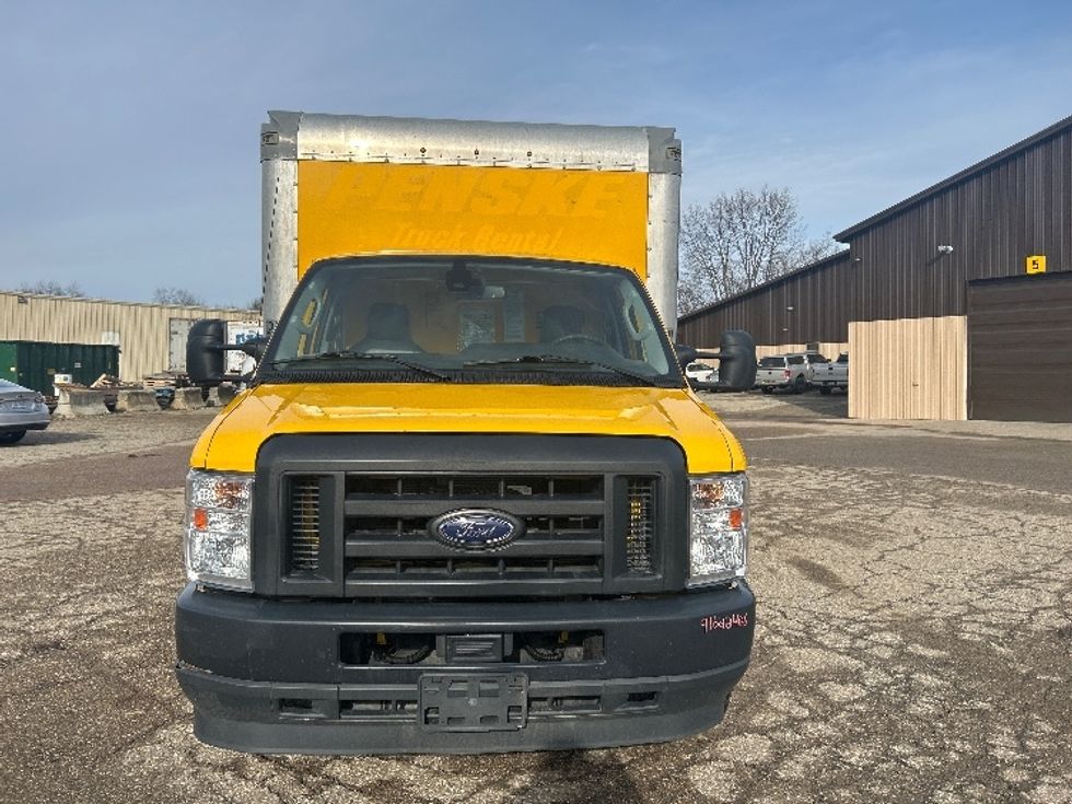 Light Duty Box Truck-Light and Medium Duty Trucks-Ford-2022-E350-Kalamazoo-MI-90,525\n\t\tmiles-$ 28,750 - Image 2