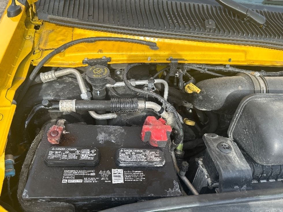 Light Duty Box Truck-Light and Medium Duty Trucks-Ford-2022-E350-Kalamazoo-MI-90,525\n\t\tmiles-$ 28,750 - Image 23