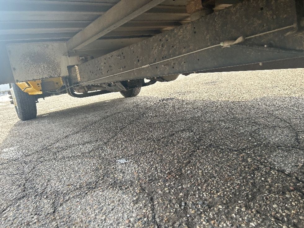 Light Duty Box Truck-Light and Medium Duty Trucks-Ford-2022-E350-Kalamazoo-MI-90,525\n\t\tmiles-$ 28,750 - Image 5