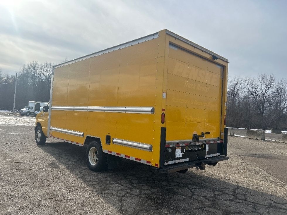 Light Duty Box Truck-Light and Medium Duty Trucks-Ford-2022-E350-Kalamazoo-MI-90,525\n\t\tmiles-$ 28,750 - Image 6