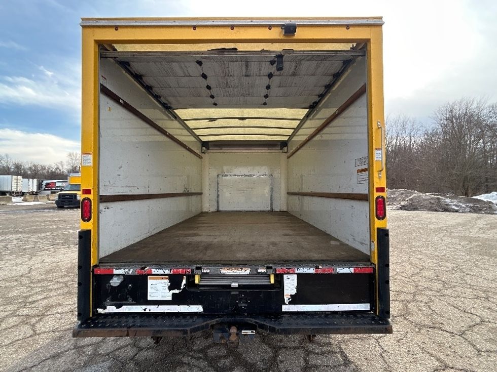 Light Duty Box Truck-Light and Medium Duty Trucks-Ford-2022-E350-Kalamazoo-MI-90,525\n\t\tmiles-$ 28,750 - Image 8