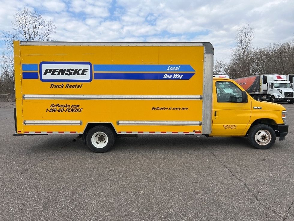 Light Duty Box Truck-Light and Medium Duty Trucks-Ford-2022-E350-Kalamazoo-MI-97,992\n\t\tmiles-$ 27,750 - Image 12