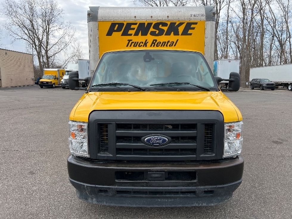 Light Duty Box Truck-Light and Medium Duty Trucks-Ford-2022-E350-Kalamazoo-MI-97,992\n\t\tmiles-$ 27,750 - Image 2