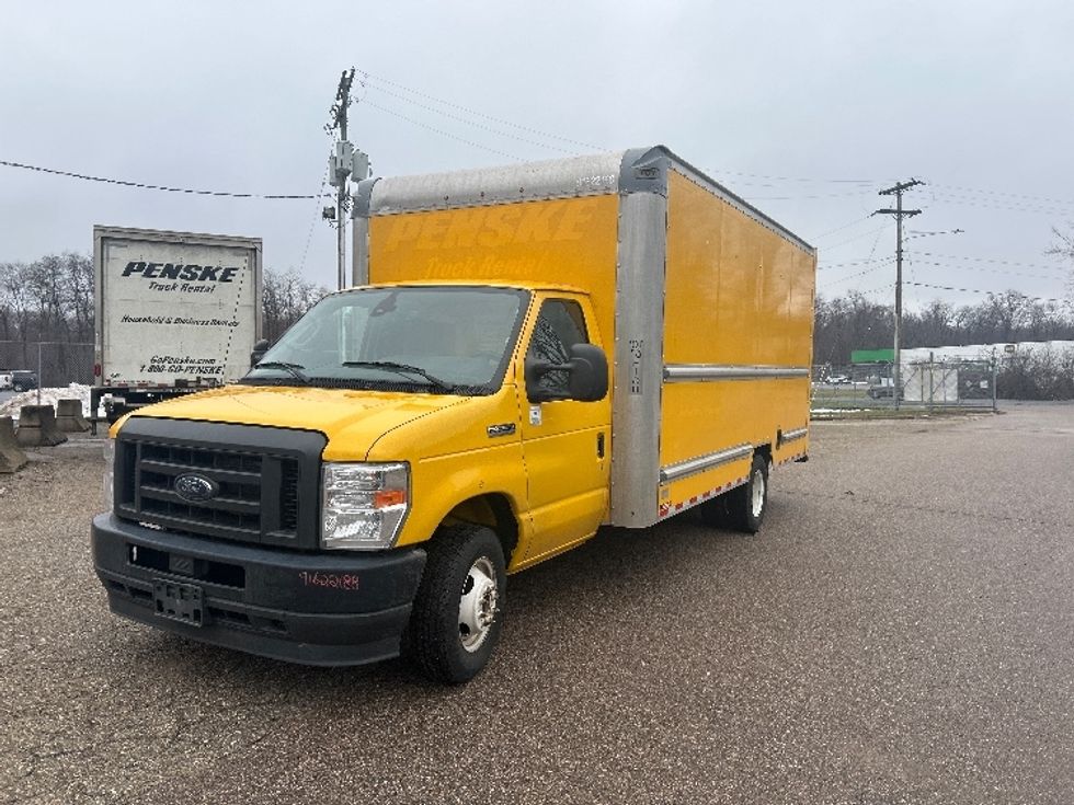 Light Duty Box Truck-Light and Medium Duty Trucks-Ford-2022-E350-Kalamazoo-MI-98,471\n\t\tmiles-$ 27,750 - Image 1