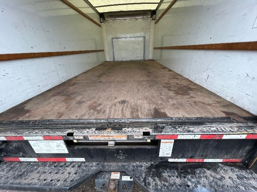 Light Duty Box Truck-Light and Medium Duty Trucks-Ford-2022-E350-Kalamazoo-MI-98,471\n\t\tmiles-$ 27,750 - Image 10