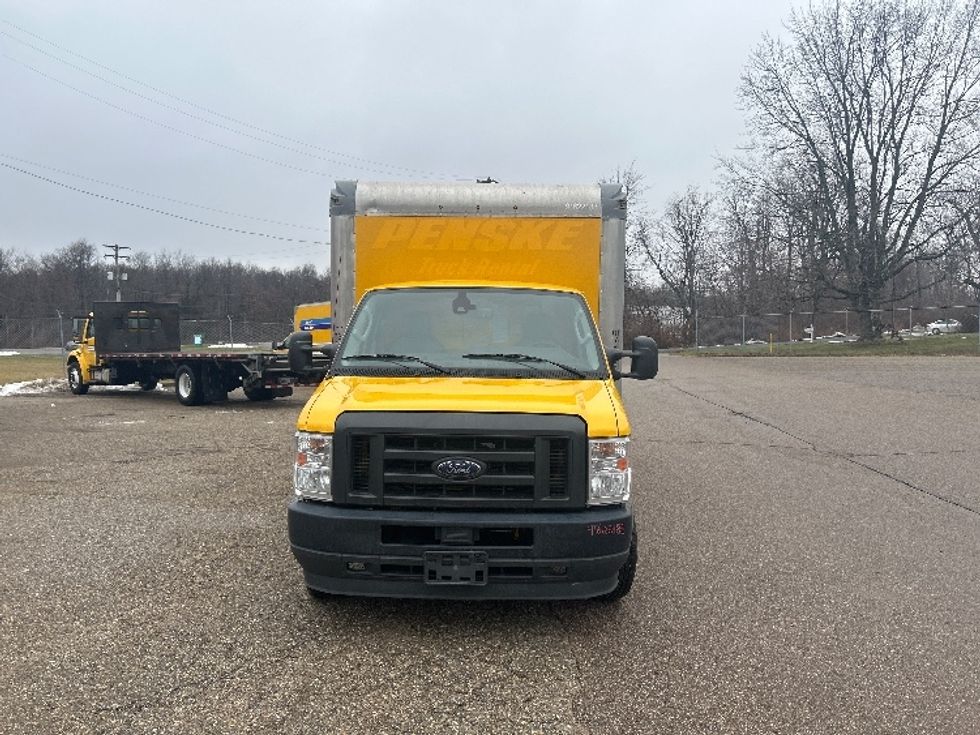 Light Duty Box Truck-Light and Medium Duty Trucks-Ford-2022-E350-Kalamazoo-MI-98,471\n\t\tmiles-$ 27,750 - Image 2