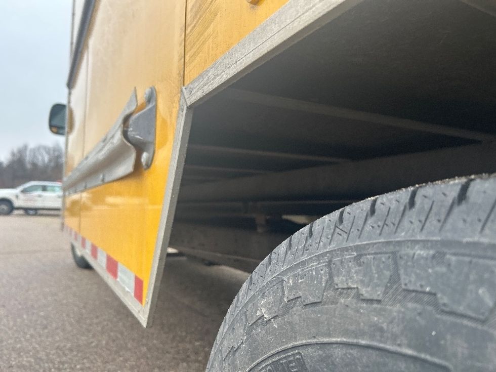 Light Duty Box Truck-Light and Medium Duty Trucks-Ford-2022-E350-Kalamazoo-MI-98,471\n\t\tmiles-$ 27,750 - Image 5