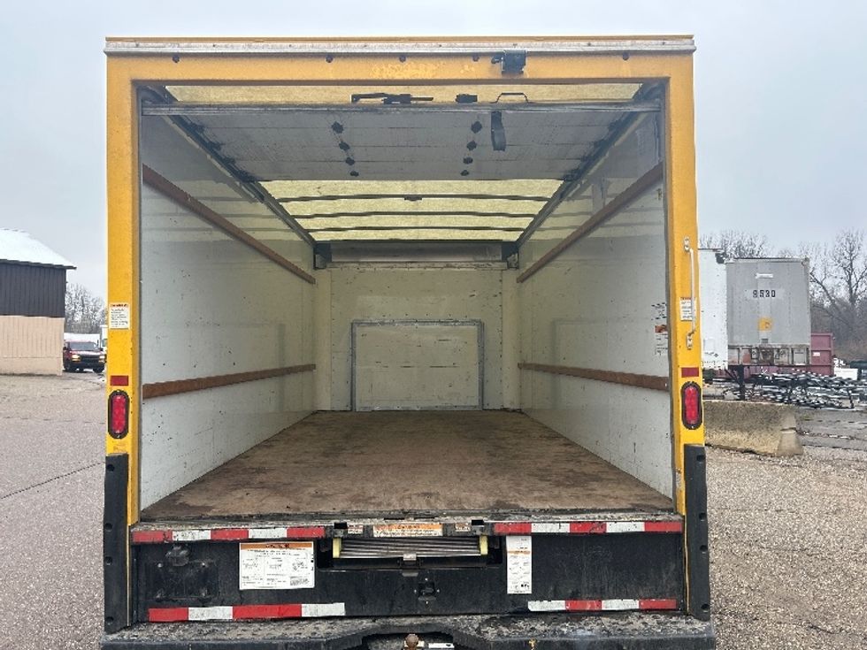 Light Duty Box Truck-Light and Medium Duty Trucks-Ford-2022-E350-Kalamazoo-MI-98,471\n\t\tmiles-$ 27,750 - Image 8