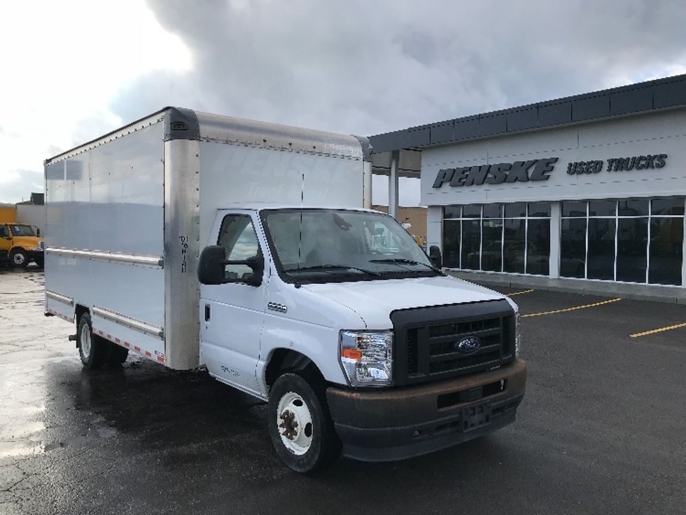 Light Duty Box Truck-Light and Medium Duty Trucks-Ford-2022-E350-Kansas City-MO-100,578\n\t\tmiles-$ 31,250 - Image 1