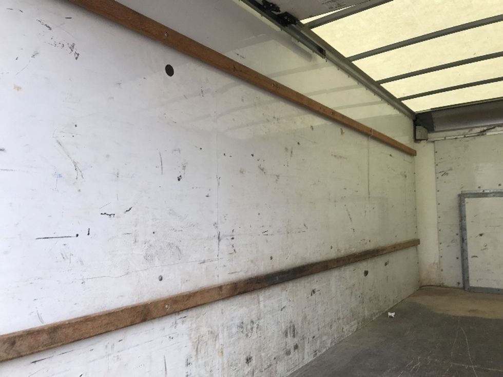 Light Duty Box Truck-Light and Medium Duty Trucks-Ford-2022-E350-Kansas City-MO-100,578\n\t\tmiles-$ 31,250 - Image 10