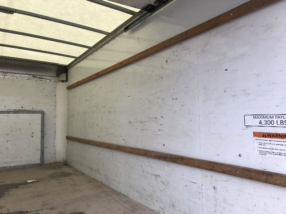 Light Duty Box Truck-Light and Medium Duty Trucks-Ford-2022-E350-Kansas City-MO-100,578\n\t\tmiles-$ 31,250 - Image 11