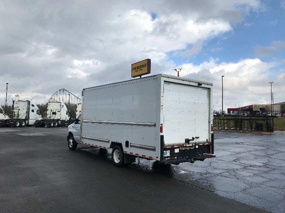 Light Duty Box Truck-Light and Medium Duty Trucks-Ford-2022-E350-Kansas City-MO-100,578\n\t\tmiles-$ 31,250 - Image 6