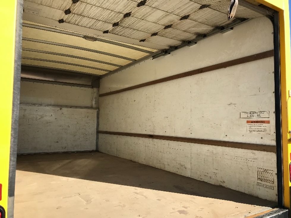 Light Duty Box Truck-Light and Medium Duty Trucks-Ford-2022-E350-Kansas City-MO-119,736\n\t\tmiles-$ 25,000 - Image 11