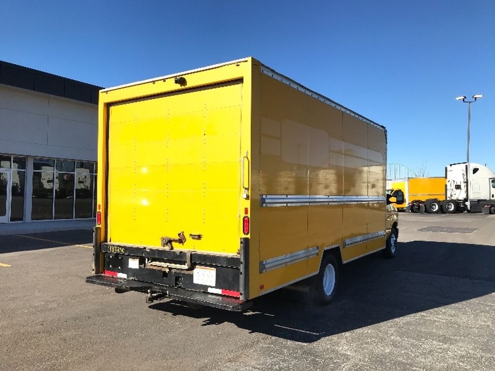 Light Duty Box Truck-Light and Medium Duty Trucks-Ford-2022-E350-Kansas City-MO-119,736\n\t\tmiles-$ 25,000 - Image 12