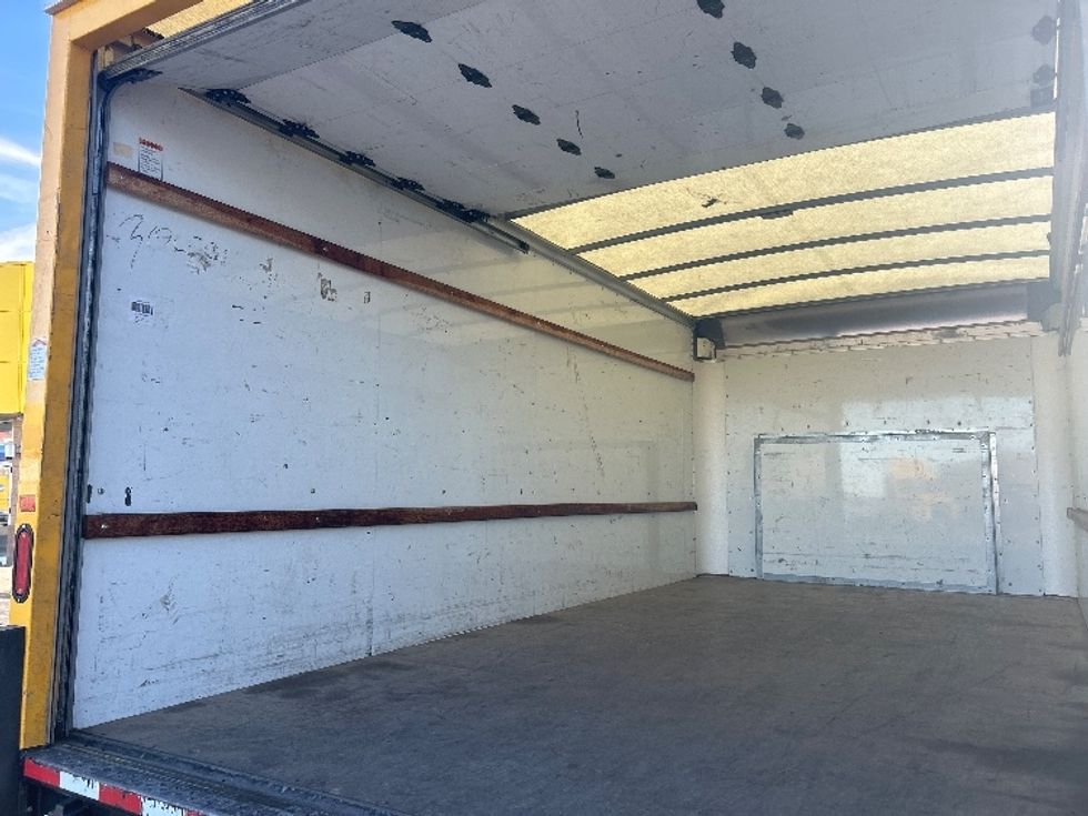 Light Duty Box Truck-Light and Medium Duty Trucks-Ford-2022-E350-Kansas City-MO-88,407\n\t\tmiles-$ 29,000 - Image 11
