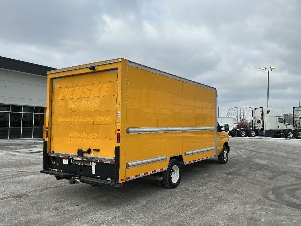 Light Duty Box Truck-Light and Medium Duty Trucks-Ford-2022-E350-Kansas City-MO-88,407\n\t\tmiles-$ 29,000 - Image 13