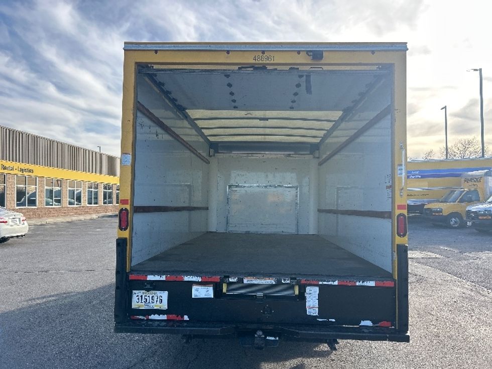 Light Duty Box Truck-Light and Medium Duty Trucks-Ford-2022-E350-Kansas City-MO-88,407\n\t\tmiles-$ 29,000 - Image 8
