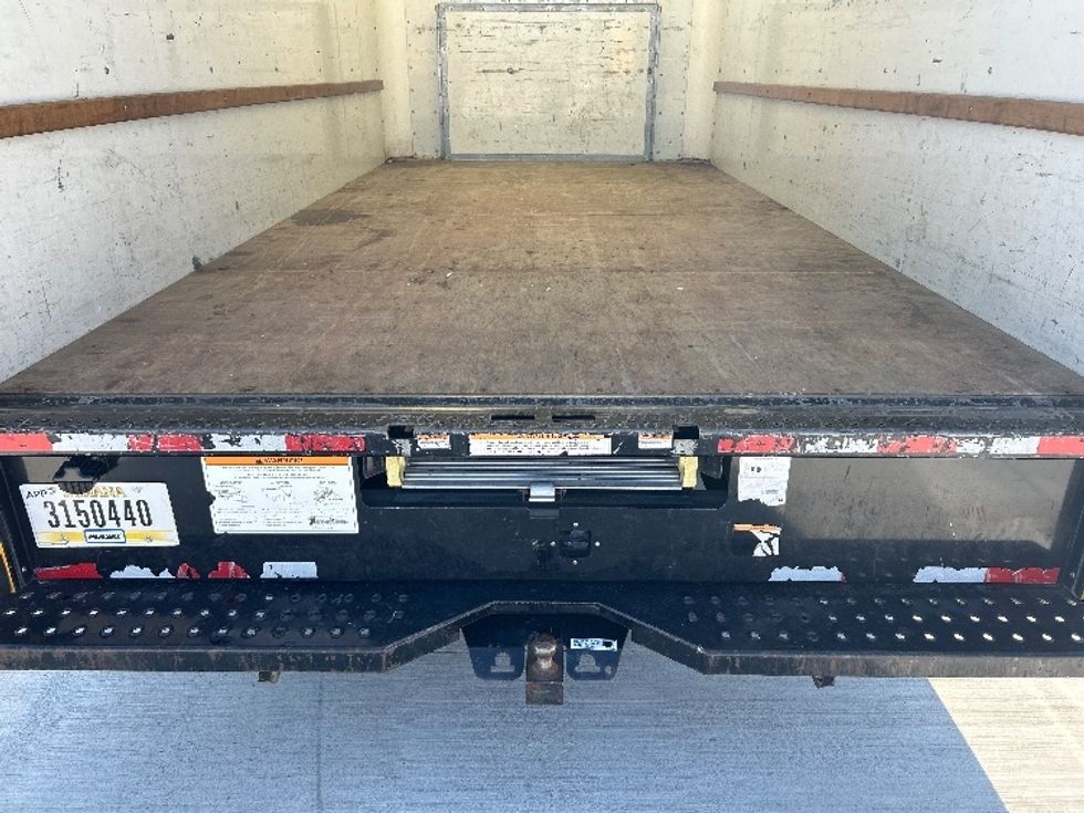 Light Duty Box Truck-Light and Medium Duty Trucks-Ford-2022-E350-Katy-TX-101,117\n\t\tmiles-$ 27,750 - Image 10