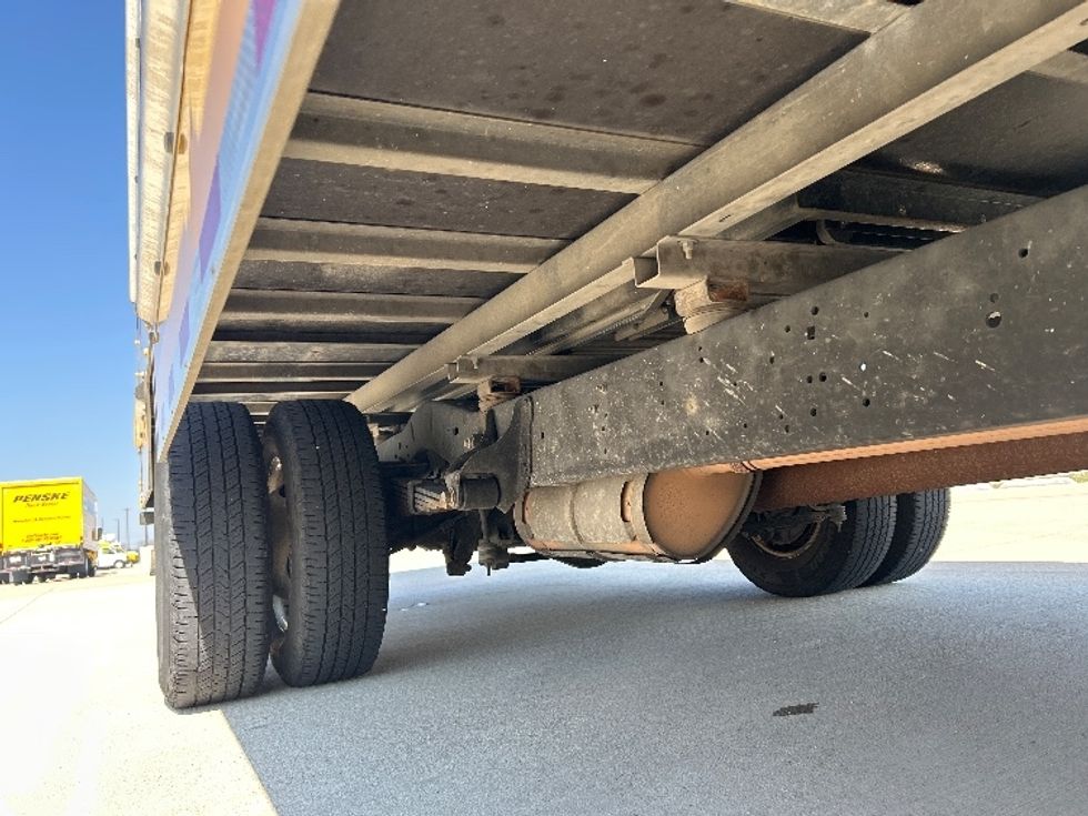 Light Duty Box Truck-Light and Medium Duty Trucks-Ford-2022-E350-Katy-TX-101,117\n\t\tmiles-$ 27,750 - Image 14