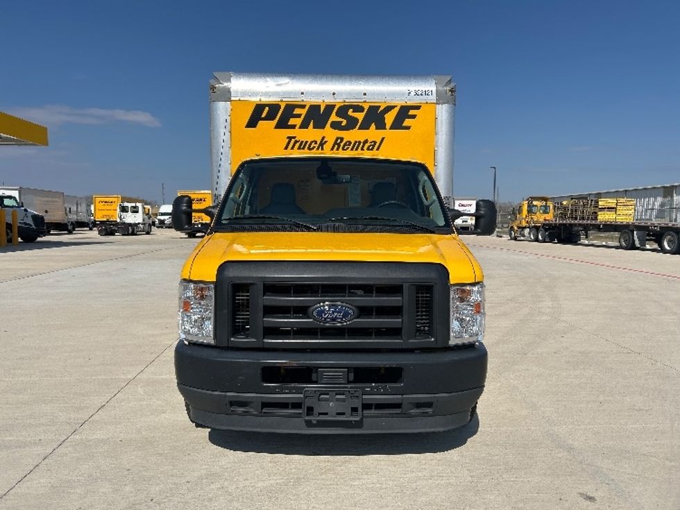Light Duty Box Truck-Light and Medium Duty Trucks-Ford-2022-E350-Katy-TX-101,117\n\t\tmiles-$ 27,750 - Image 2