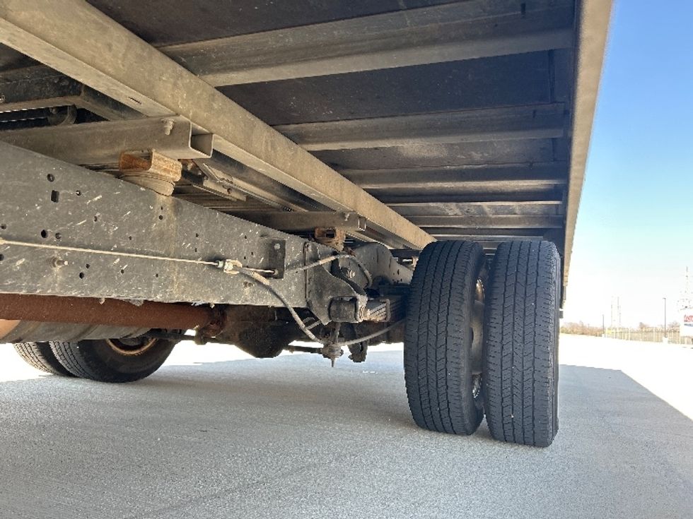 Light Duty Box Truck-Light and Medium Duty Trucks-Ford-2022-E350-Katy-TX-101,117\n\t\tmiles-$ 27,750 - Image 5