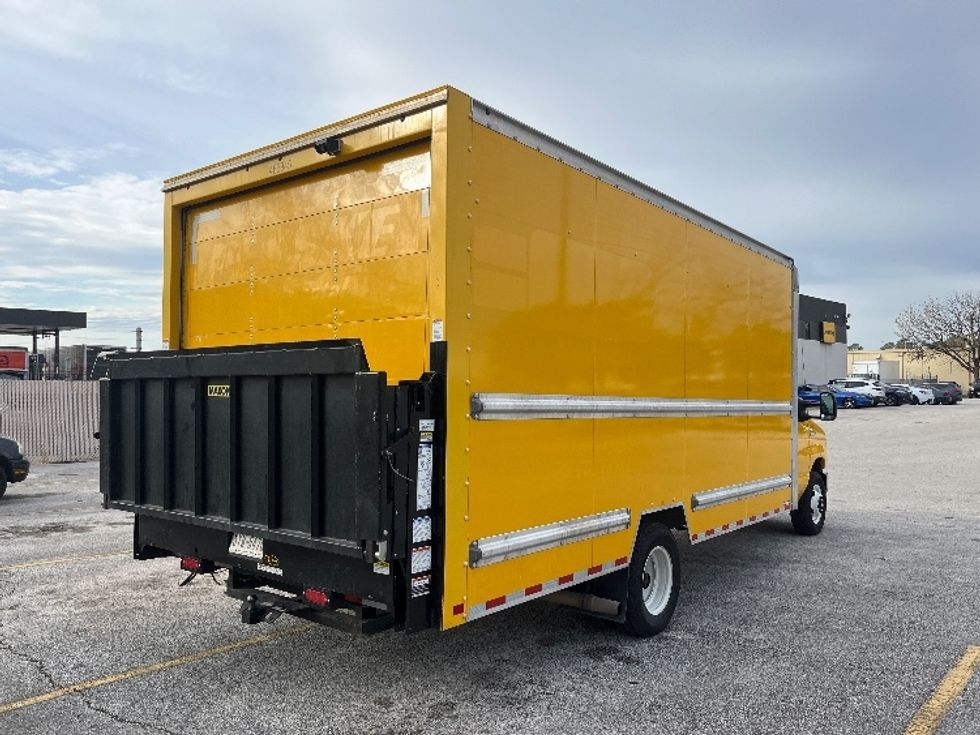 Light Duty Box Truck-Light and Medium Duty Trucks-Ford-2022-E350-Katy-TX-72,842\n\t\tmiles-$ 31,500 - Image 12
